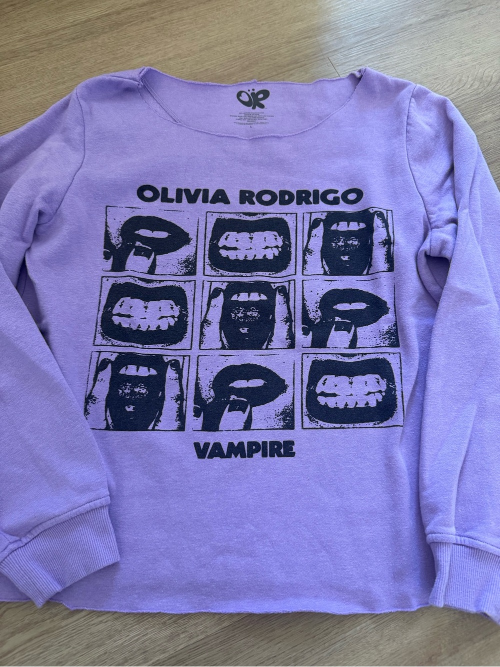 crewneck